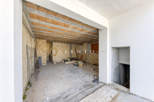 gallery slide
