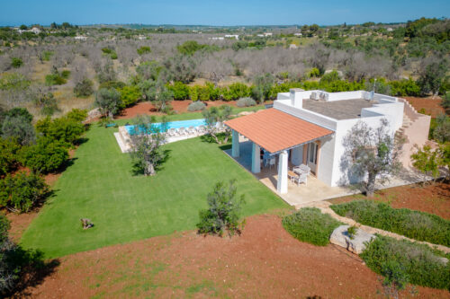 Salento villa con piscina in vendita