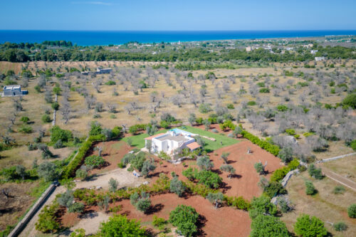 Salento villa con piscina in vendita