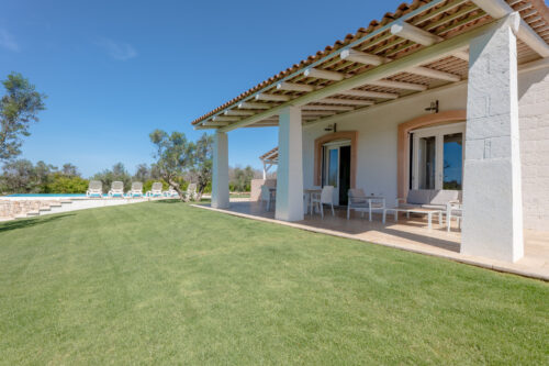 Salento villa con piscina in vendita