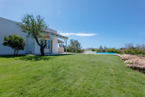 Salento villa con piscina in vendita