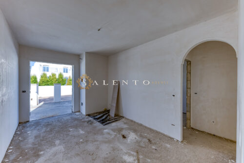 gallery slide