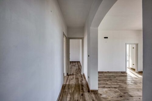 gallery slide
