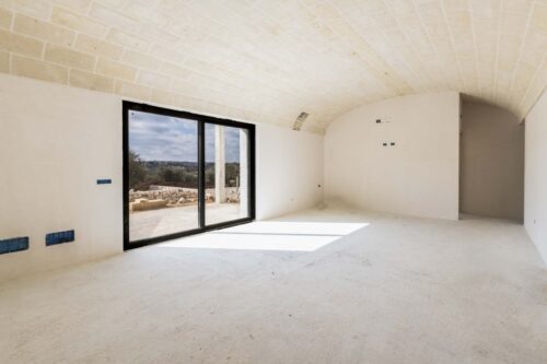 gallery slide