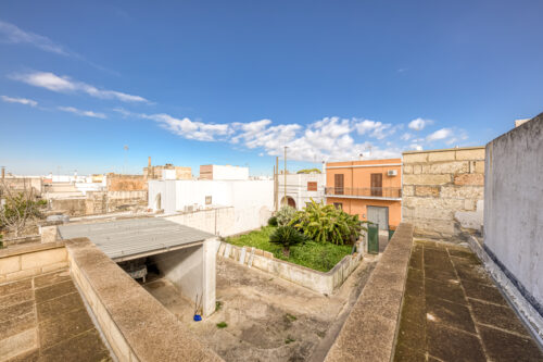 Casa tipica salentina con giardino