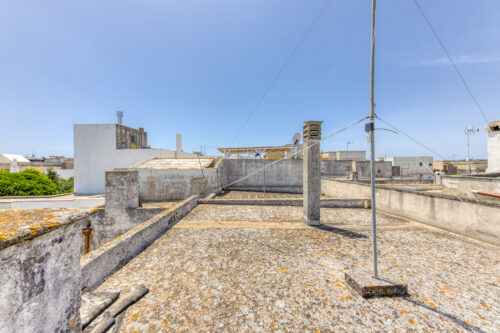 Casa indipendente con terrazzo
