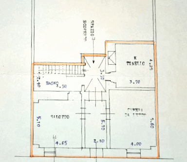 Casa indipendente con terrazzo