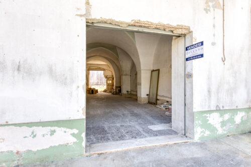 Locale commerciale