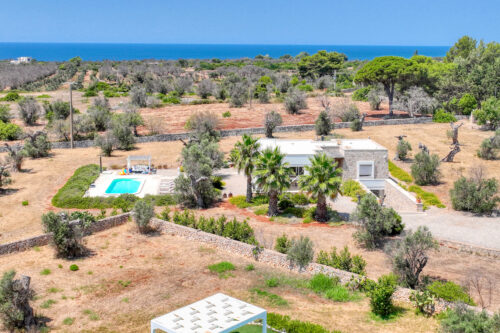 Villa con piscina in Puglia