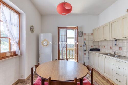 Villa con vista mare