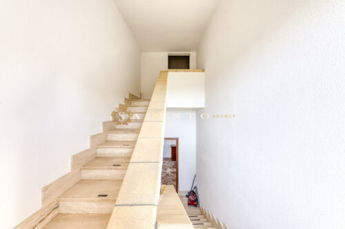 Villa con vista mare