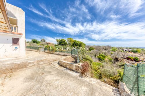Villa con vista mare