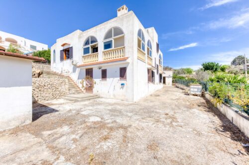 Villa con vista mare