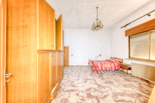 casa con giardino Matino