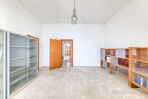 casa con giardino Matino