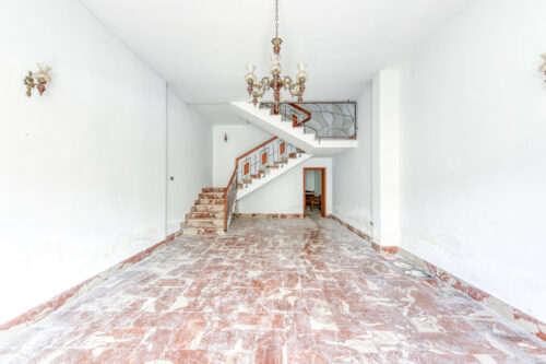 casa con giardino Matino