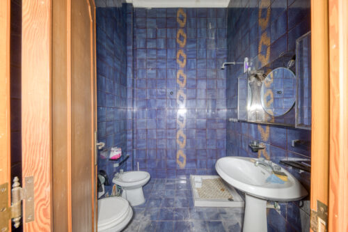 casa con giardino Matino