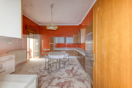 casa con giardino Matino