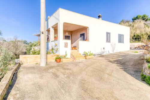 Casa in campagna a Pescoluse