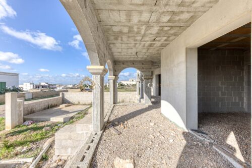 Villetta allo stato rustico