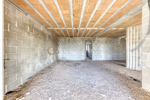 Villetta allo stato rustico