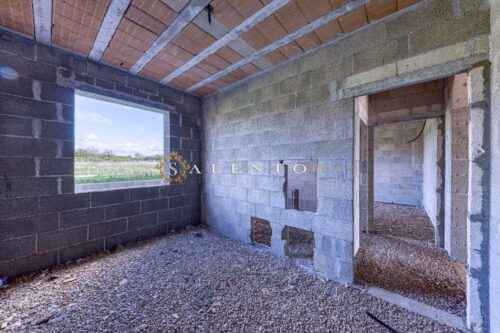 Villetta allo stato rustico