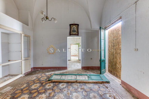 Casa indipendente con giardino