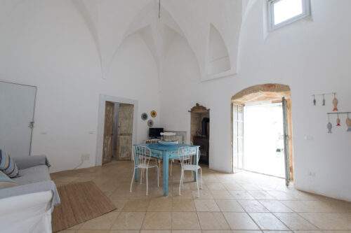 Casa indipendente con giardino