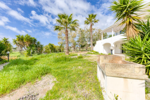 Villa vista mare Torre Pali