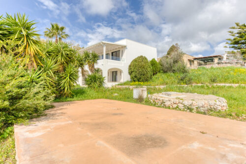 Villa vista mare Torre Pali