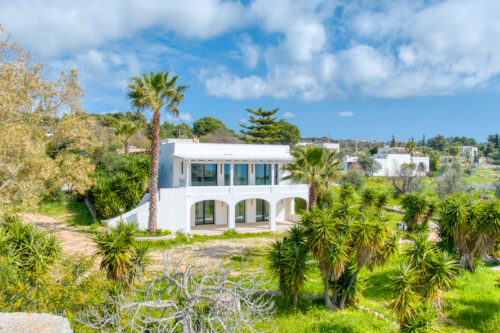 Villa vista mare Torre Pali