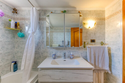 Casa indipendente con garage