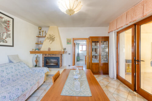 Casa indipendente con garage