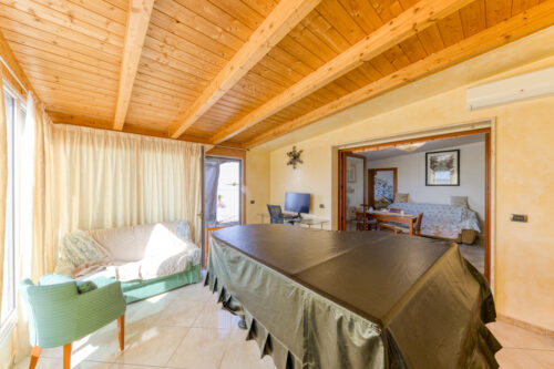 Casa indipendente con garage