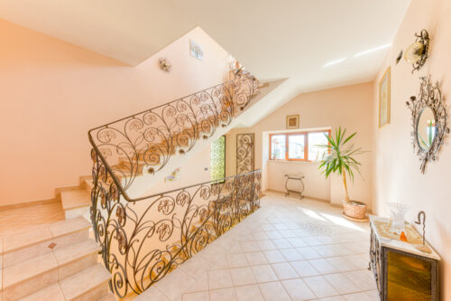 Casa indipendente con garage