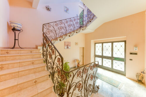 Casa indipendente con garage