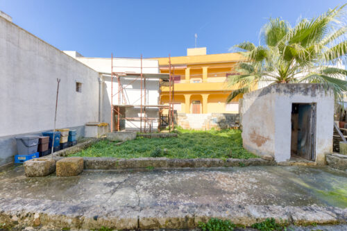 Casa indipendente con volte a stella