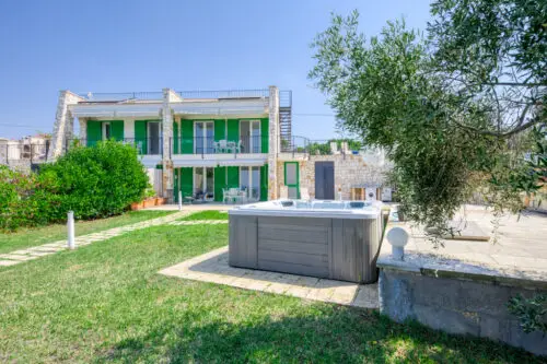 Villa vista mare a Pescoluse