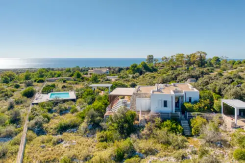 Villa vista mare in vendita a Pescoluse